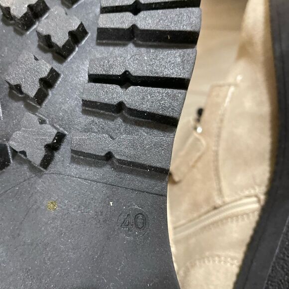 New Free People Emmett Lace up boots in latte suede size 9,5
Retail $268 - Picture 9 of 11